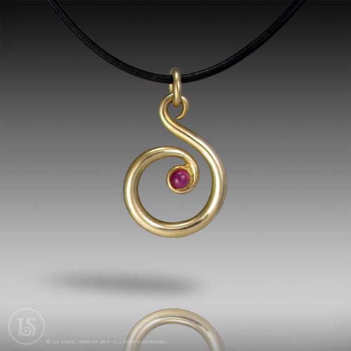 Seraphine's Secret Pendant, Bronze